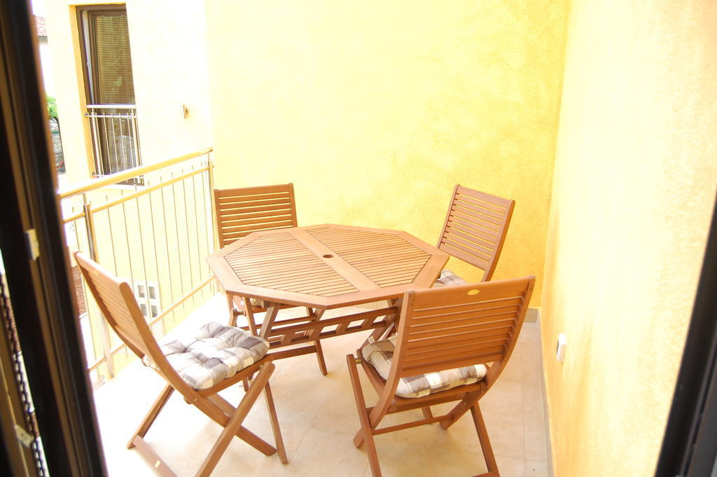 Villa Alpa Umag Buitenkant foto