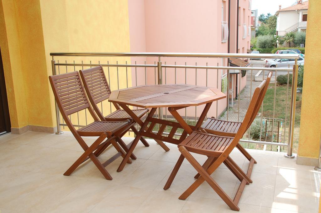 Villa Alpa Umag Buitenkant foto