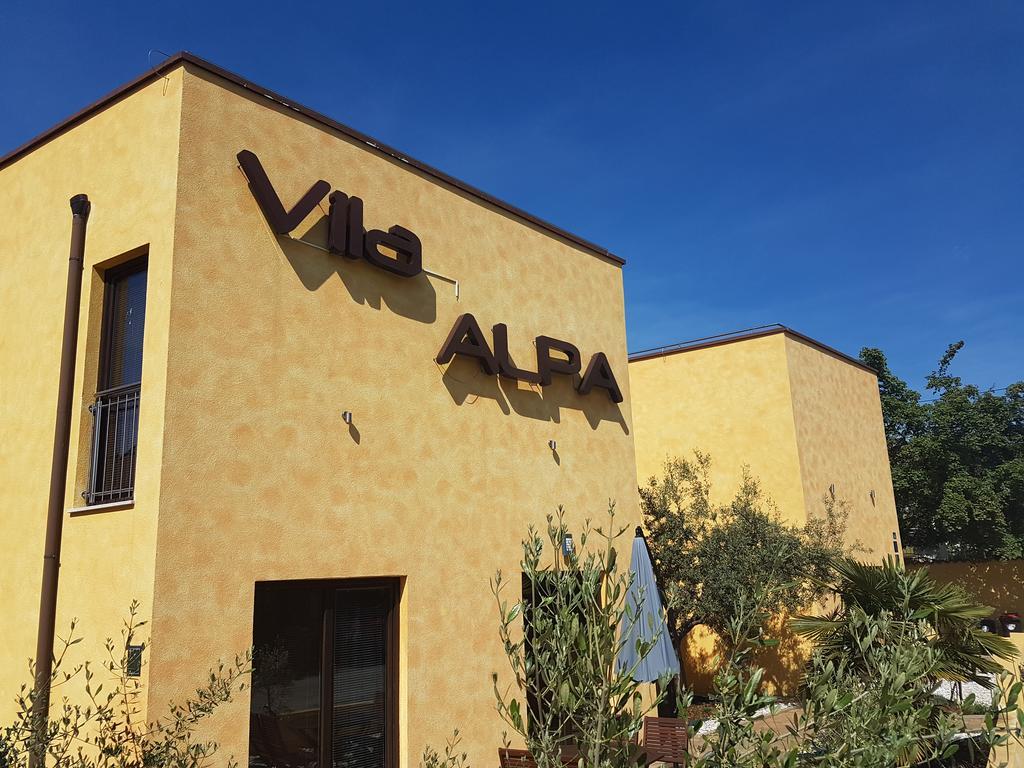 Villa Alpa Umag Buitenkant foto