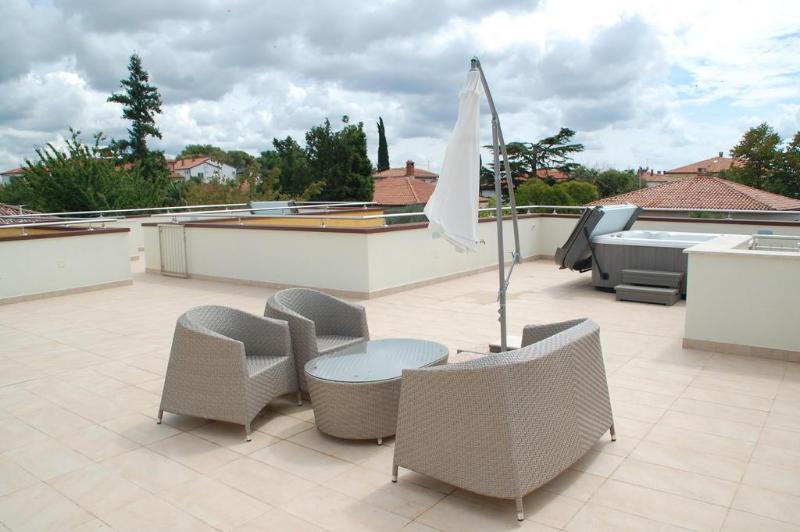 Villa Alpa Umag Buitenkant foto